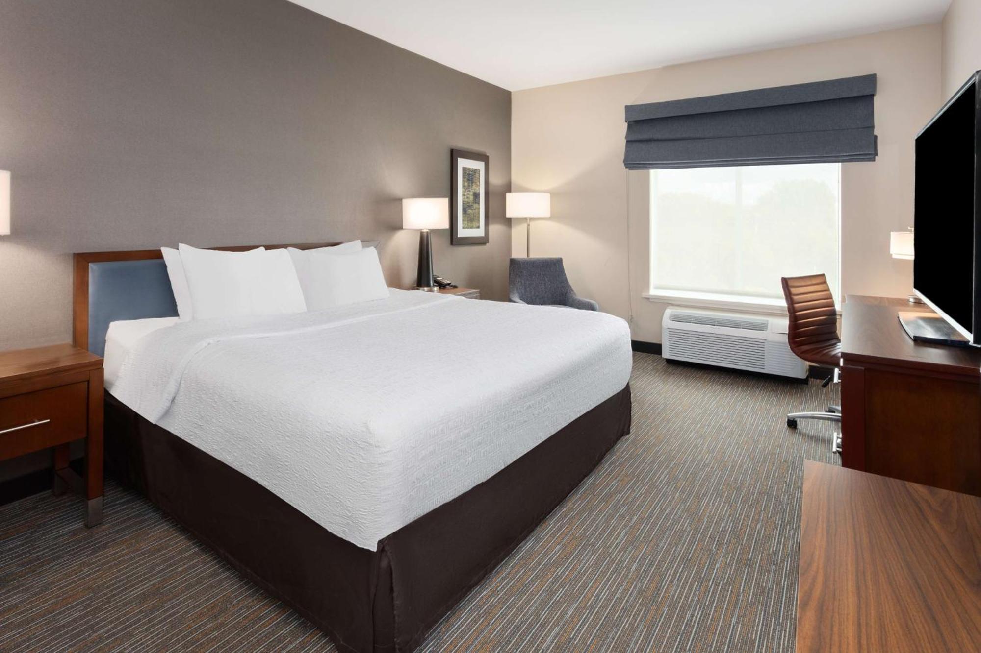 Hampton Inn By Hilton Nashville Airport Century Place Buitenkant foto