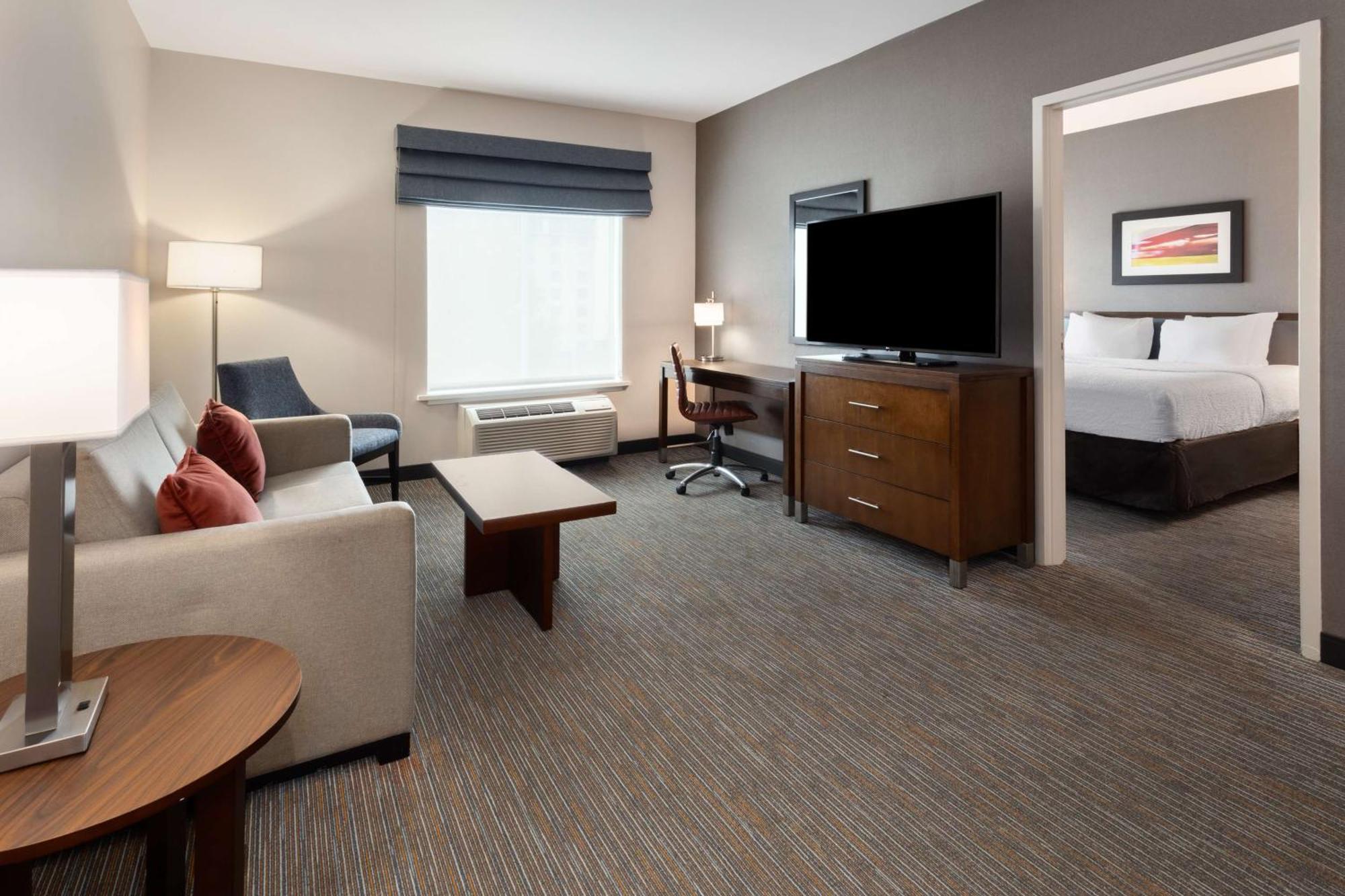 Hampton Inn By Hilton Nashville Airport Century Place Buitenkant foto