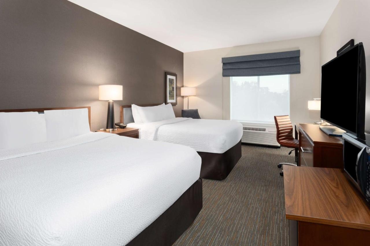 Hampton Inn By Hilton Nashville Airport Century Place Buitenkant foto